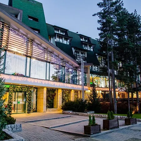 Mona Plaza Hotel