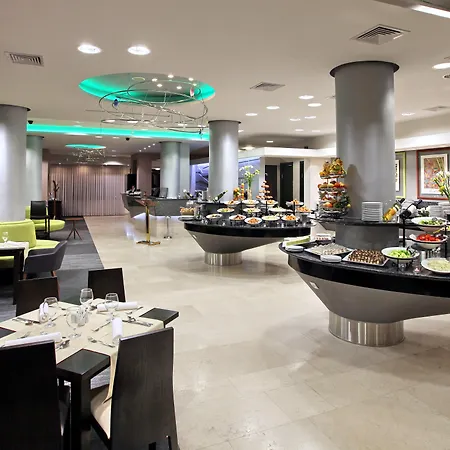 Hotel Mona Plaza