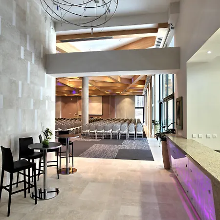 Mona Plaza Hotel 4*