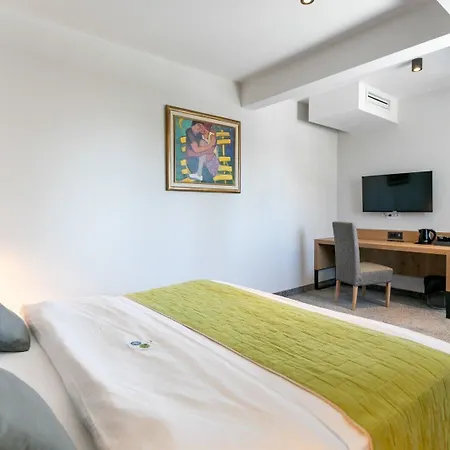 Mona Plaza 4* Zlatibor
