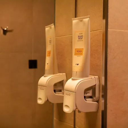 Mona Plaza Hotel