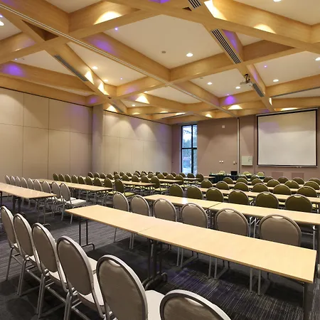 Mona Plaza Ξενοδοχείο 4*